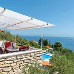 Prigradice With Sea View 402 Semesterbostad *