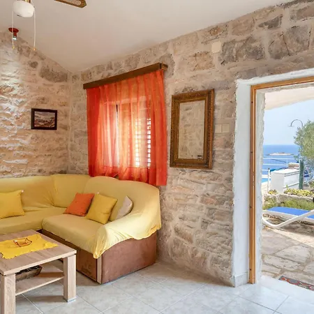 Prigradice With Sea View 402 * Prigradica