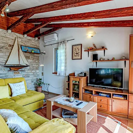 Prigradice With Sea View 402