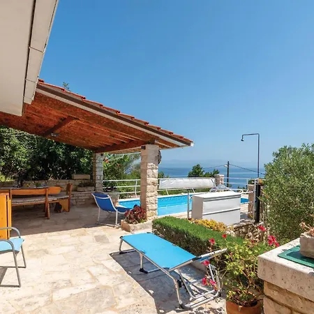 Prigradice With Sea View 402 *