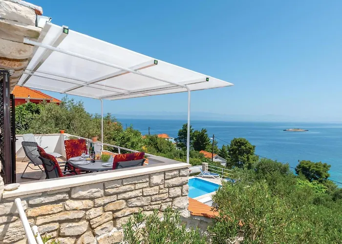 Holiday Home Prigradice With Sea View 402 Holiday home *