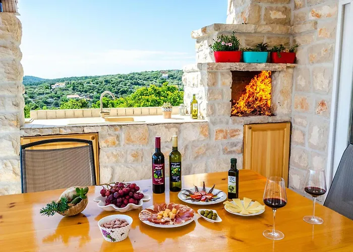 Holiday home Holiday Home Prigradice With Sea View 402 *