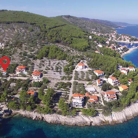 בית נופש Prigradice With Sea View 402 יאנוב