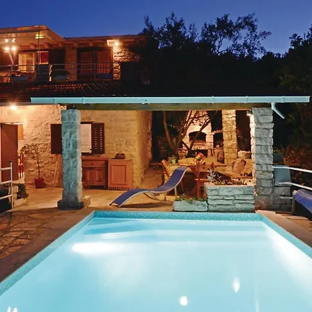 Prigradice With Sea View 402 *