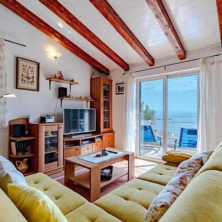 Σπίτι διακοπών Prigradice With Sea View 402 *