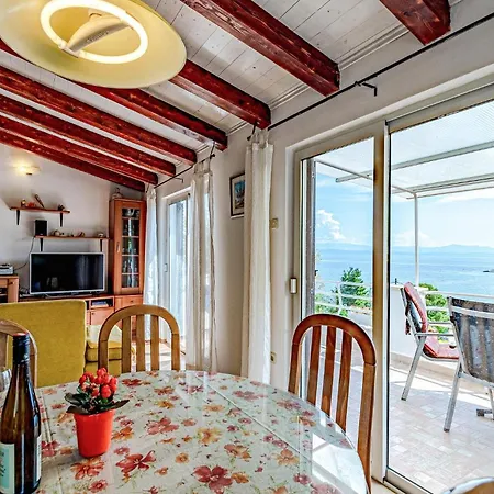 Prigradice With Sea View 402 Feriehus *