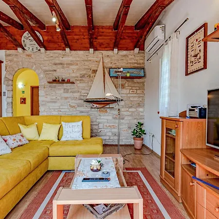 Prigradice With Sea View 402 Σπίτι διακοπών