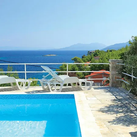 Amazing In Prigradice With Wifi Tatil Evi Prigradica